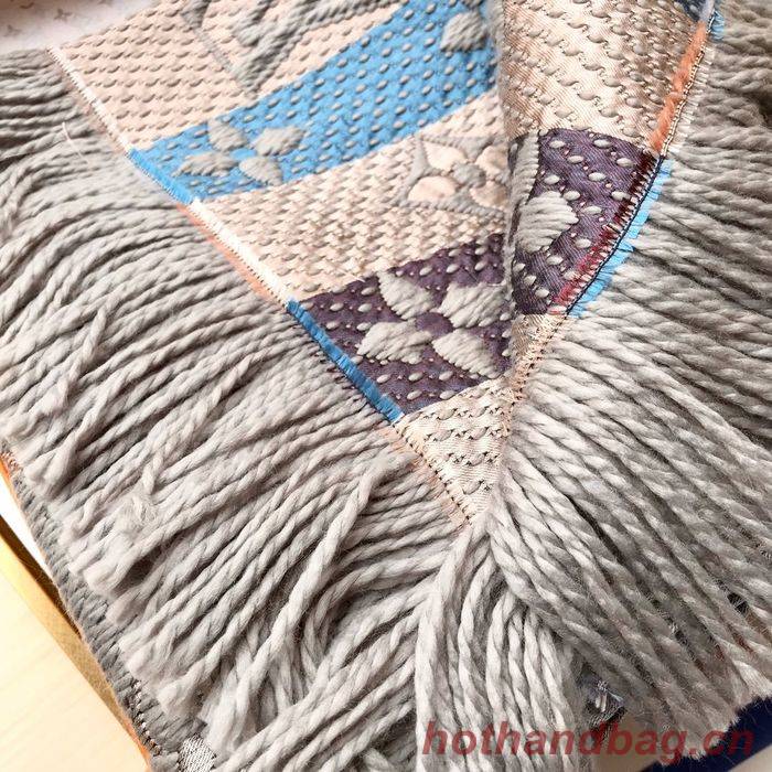 Louis Vuitton Scarf LV00152